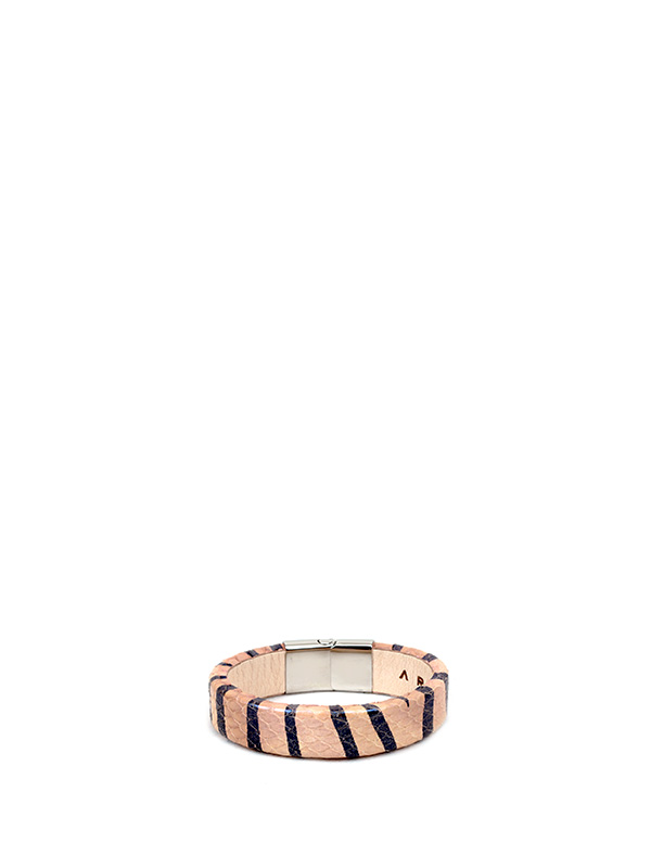 دستبند چرم پهن پرینت پوست ماری