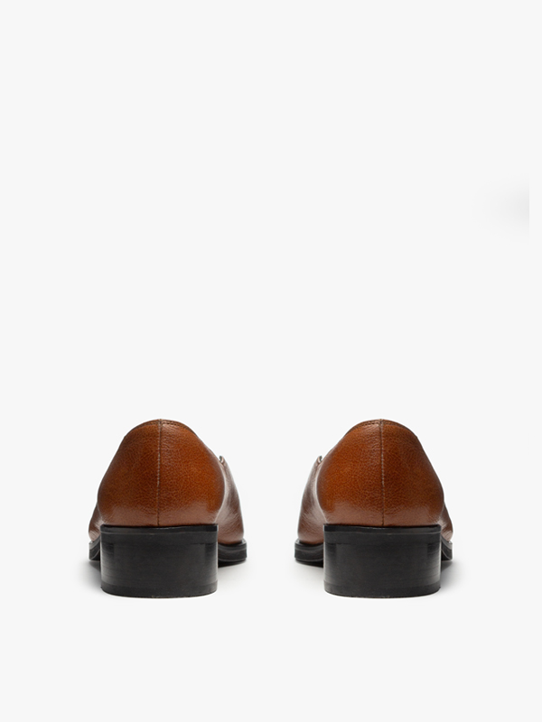 کفش تخت زنانه نوک تیز