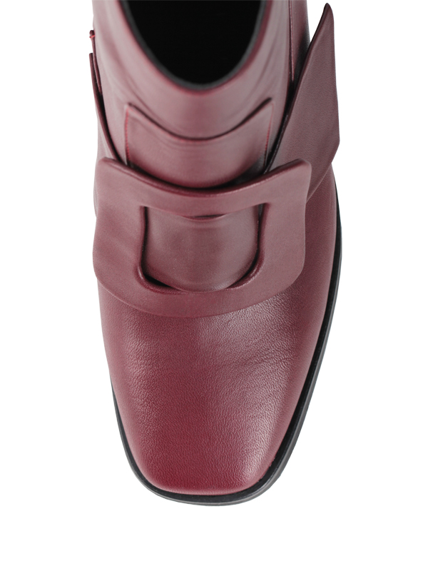 بوت پاشنه دار دارسی