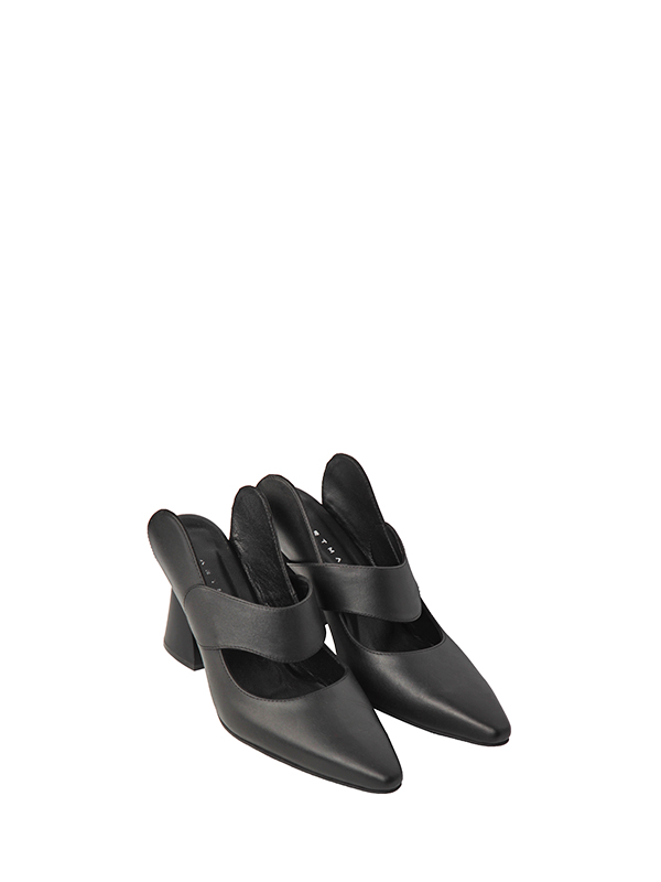 نعلین پاشنه دار زنانه