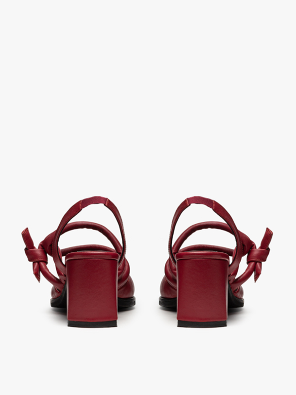 پامپ پشت باز پاشنه دار