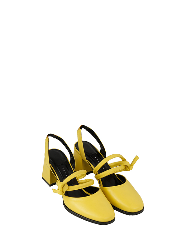 پامپ پشت باز پاشنه دار