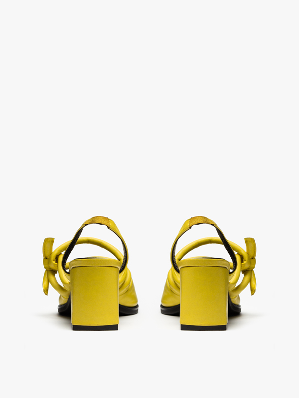 پامپ پشت باز پاشنه دار