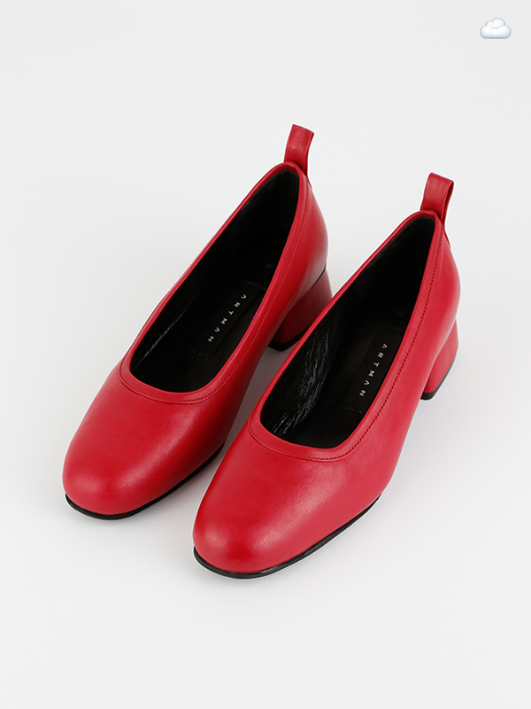 پامپ با پاشنه متوسط