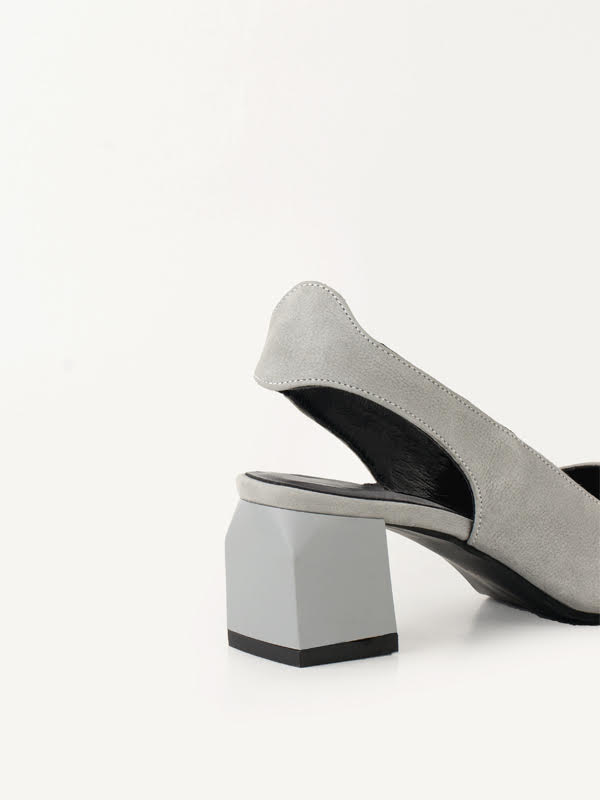 پامپ نبوک اسلینگ بک