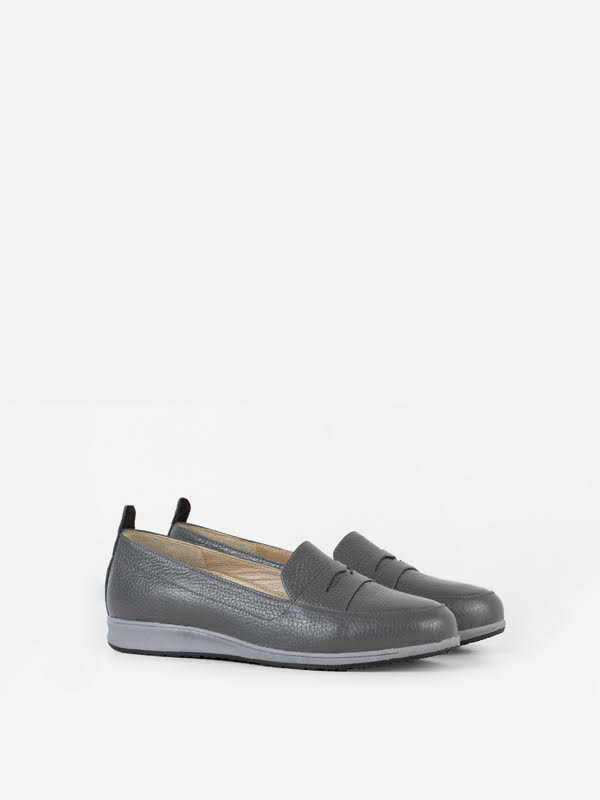 کالج زنانه بی بند