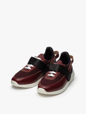 اسنیکر بندی زیره مشکی تسمه مشکی