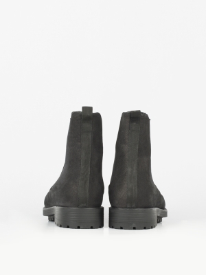 بوت کشی نبوک