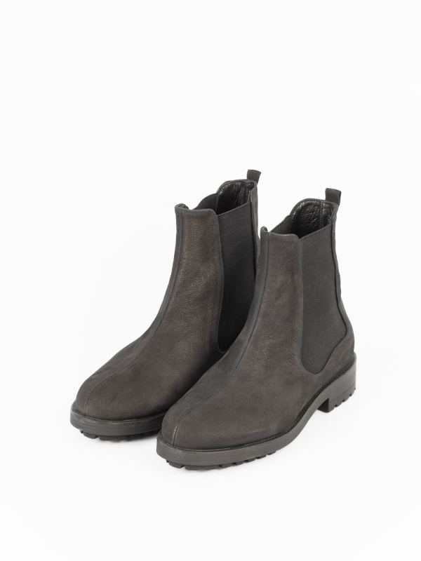 بوت کشی نبوک