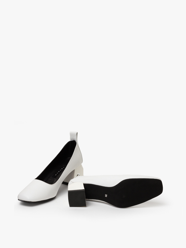 پامپ زنانه پاشنه دار