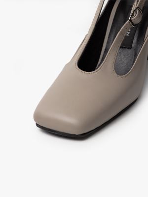 پامپ پشت باز پاشنه دار