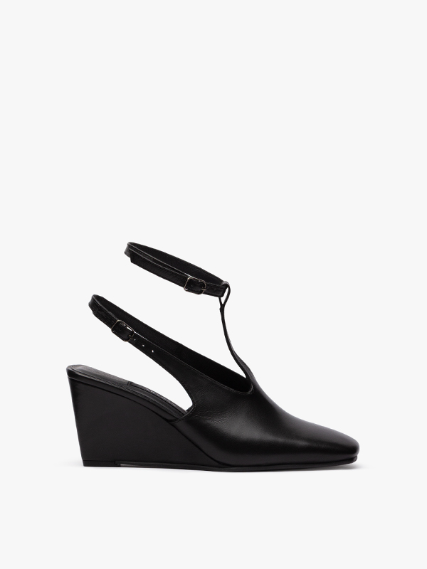 پامپ پشت باز تی‌ استرپ تونلی