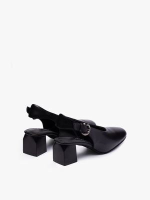 پامپ پشت باز دهنه باریک سگک دار