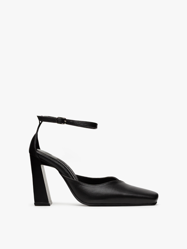 پامپ بغل باز زنانه