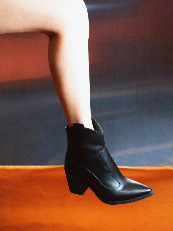 بوت کابوی نوک تیز زنانه مشکی سافتی